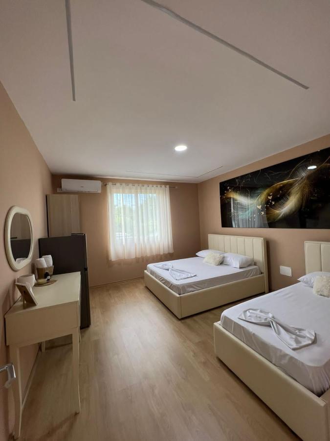 Miqt Guest House Shkodra Exterior foto