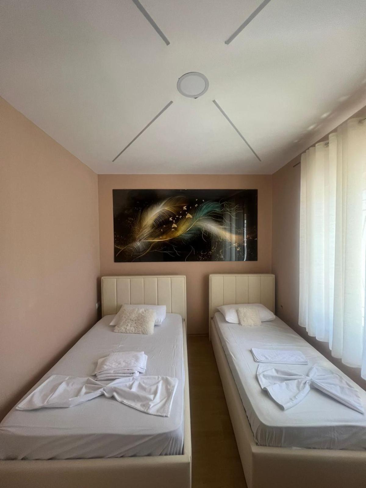 Miqt Guest House Shkodra Exterior foto